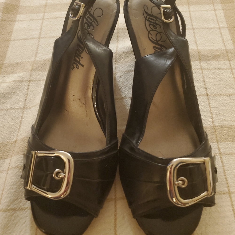 Wedge heels